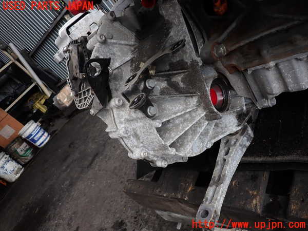 2UPJ-9239843010]アウディ・A3 スポーツバック(8PCAX)ミッション AT CAX 中古_3