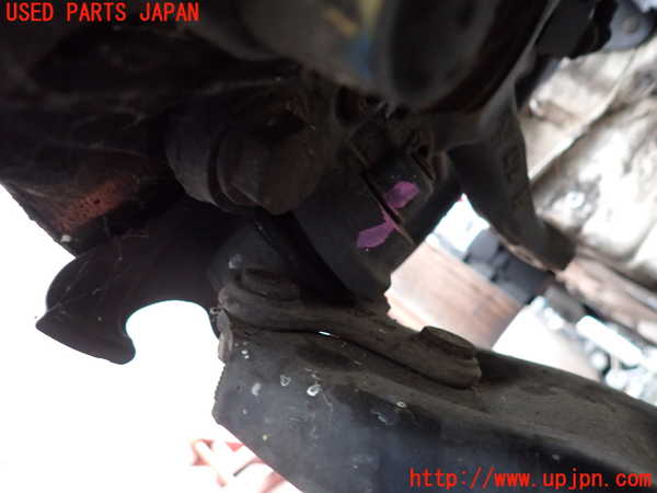 2UPJ-9239844290]アウディ・A3 スポーツバック(8PCAX)右フロントナックルハブ 中古_2