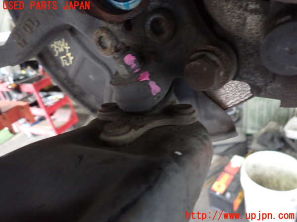 2UPJ-9239844295]アウディ・A3 スポーツバック(8PCAX)左フロントナックルハブ 中古_2