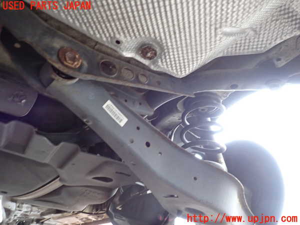 2UPJ-9239845295]アウディ・A3 スポーツバック(8PCAX)リアメンバー 中古_2