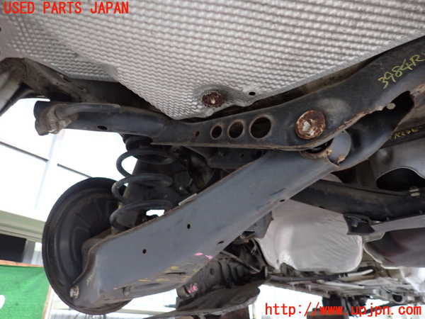 2UPJ-9239845295]アウディ・A3 スポーツバック(8PCAX)リアメンバー 中古_3