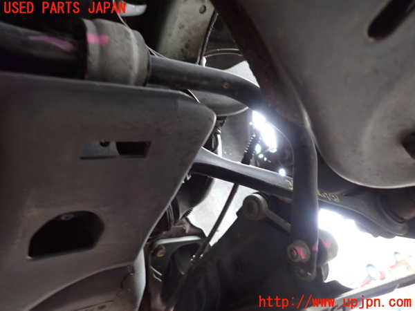 2UPJ-9239845445]アウディ・A3 スポーツバック(8PCAX)リアスタビライザー 中古_2