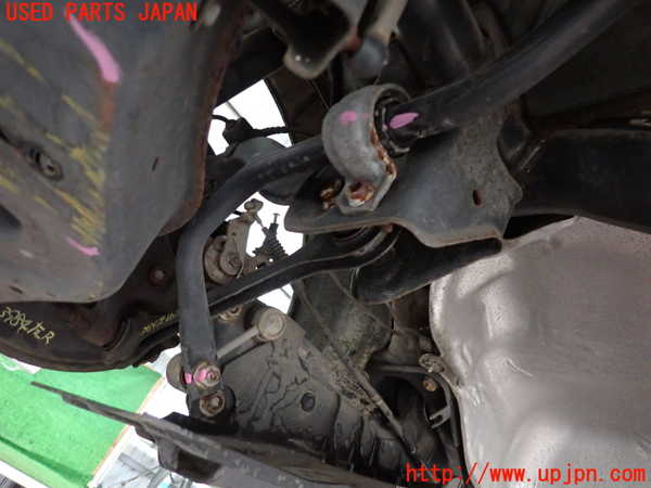 2UPJ-9239845445]アウディ・A3 スポーツバック(8PCAX)リアスタビライザー 中古_3