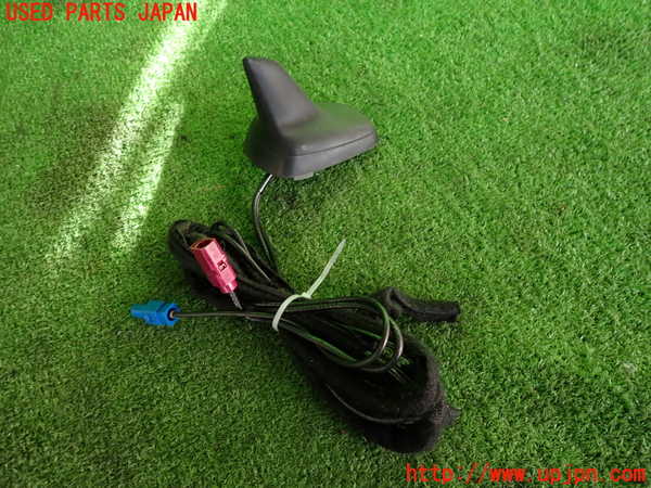 2UPJ-9239846550]アウディ・A3 スポーツバック(8PCAX)アンテナ 中古_2