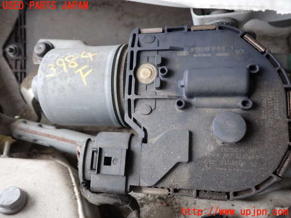 2UPJ-9239846770]アウディ・A3 スポーツバック(8PCAX)フロントワイパーモーター 中古_2