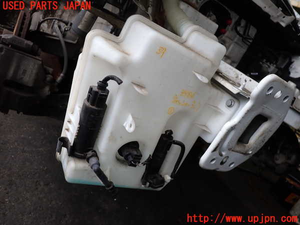 2UPJ-9239846791]アウディ・A3 スポーツバック(8PCAX)ウォッシャータンク1 中古_2