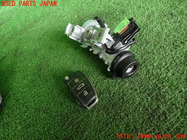 2UPJ-9239846110]アウディ・A3 スポーツバック(8PCAX)エンジンコンピューター 中古_3