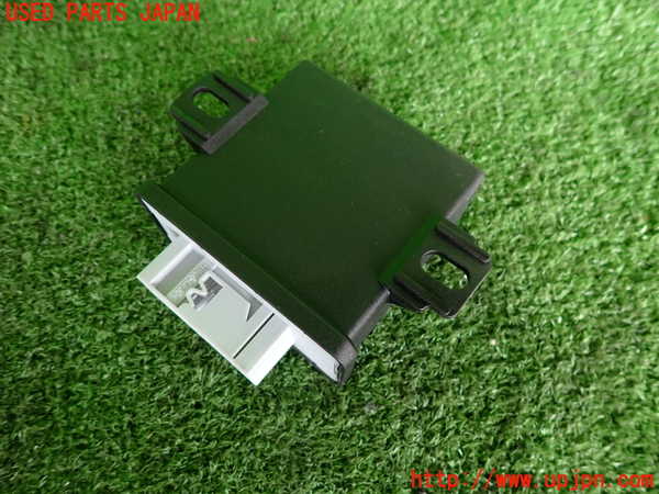 2UPJ-9239846147]アウディ・A3 スポーツバック(8PCAX)コンピューター2 中古 8X0907357C_2