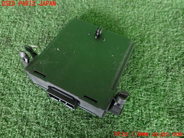 2UPJ-9239846148]アウディ・A3 スポーツバック(8PCAX)コンピューター3 中古 7N0907530AG_2