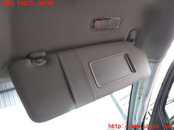 2UPJ-9239847625]アウディ・A3 スポーツバック(8PCAX)室内サンバイザー右側 中古_2