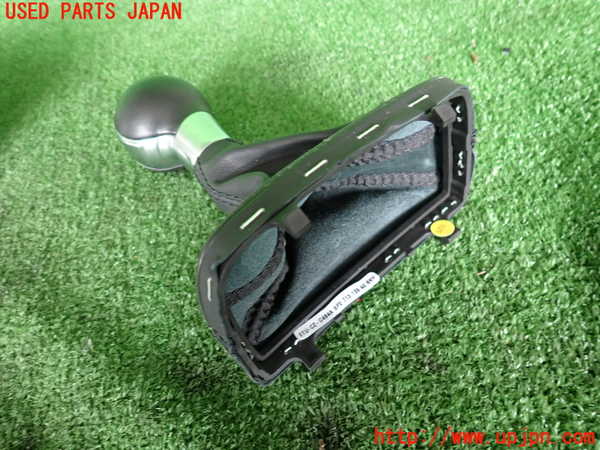 2UPJ-9239847570]アウディ・A3 スポーツバック(8PCAX)シフトノブ 中古_4