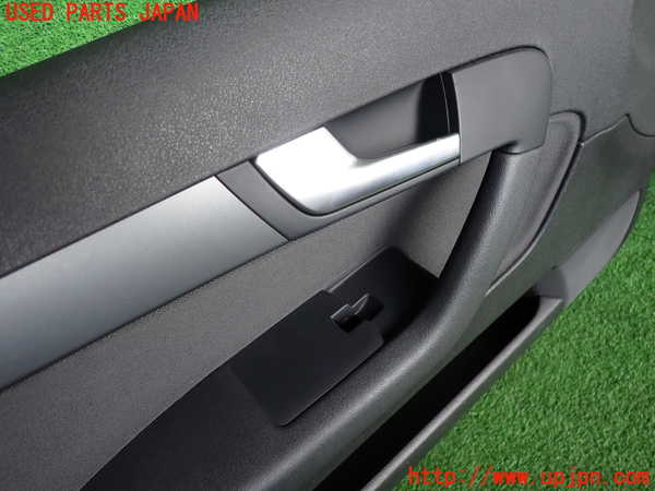 2UPJ-9239841264]アウディ・A3 スポーツバック(8PCAX)左前ドア内張り 中古_2