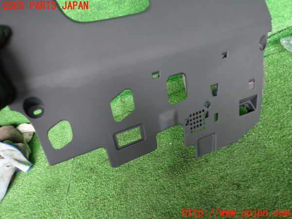 2UPJ-9239847691]アウディ・A3 スポーツバック(8PCAX)内装トリム類1 中古_3