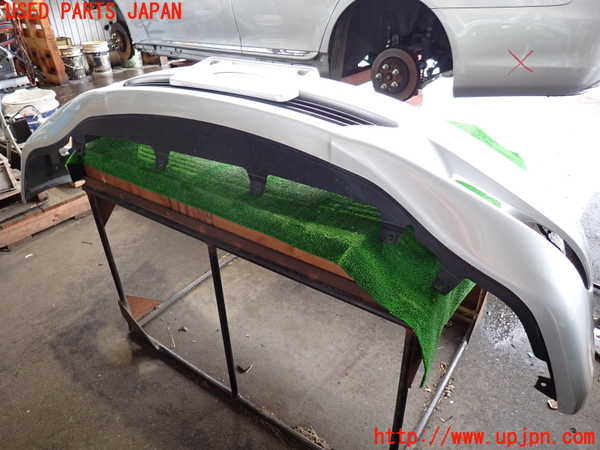 2UPJ-9239851010]レクサス・LS460(USF40)フロントバンパー 中古_4