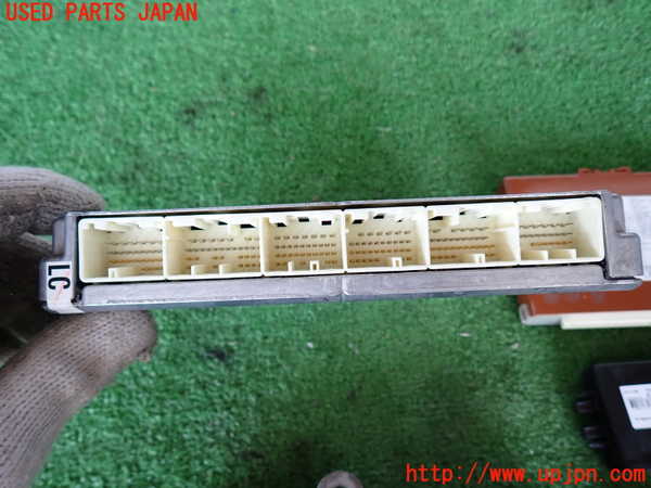 2UPJ-9239856110]レクサス・LS460(USF40)エンジンコンピューター 中古_3