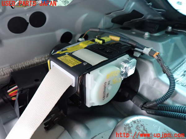 2UPJ-9239857155]レクサス・LS460(USF40)右2列目シートベルト 中古_2