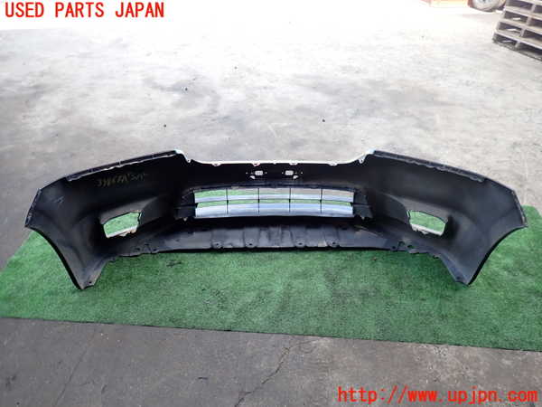 2UPJ-9239861010]ストリーム(RN8)フロントバンパー 中古_5