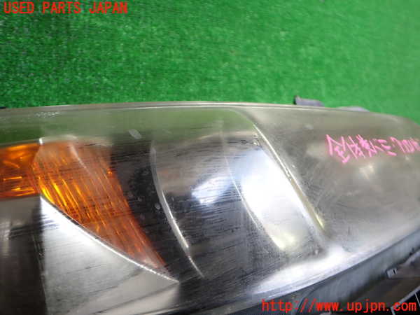 2UPJ-9239861130]ストリーム(RN8)右ヘッドライト HID 中古_2