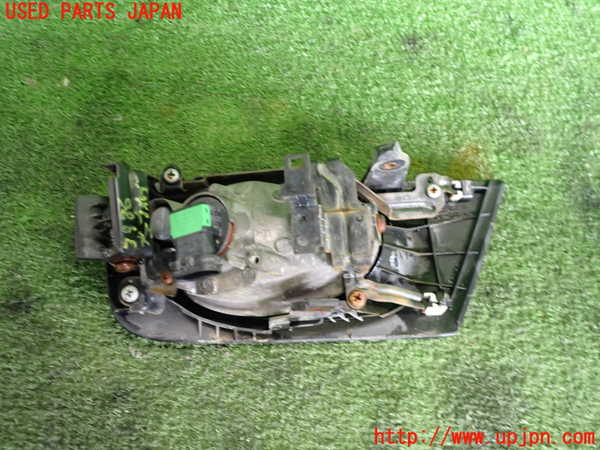 2UPJ-9239861182]ストリーム(RN8)左フォグ 中古_2