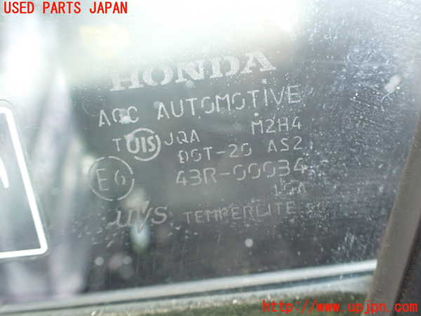 2UPJ-9239861230]ストリーム(RN8)右前ドア 中古(43R-00034 M2H4)_4