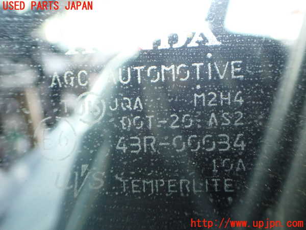2UPJ-9239861260]ストリーム(RN8)左前ドア 中古(43R-00034 M2H4)_3