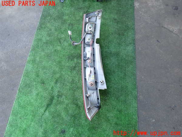 2UPJ-9239861536]ストリーム(RN8)左テールランプ 中古_2