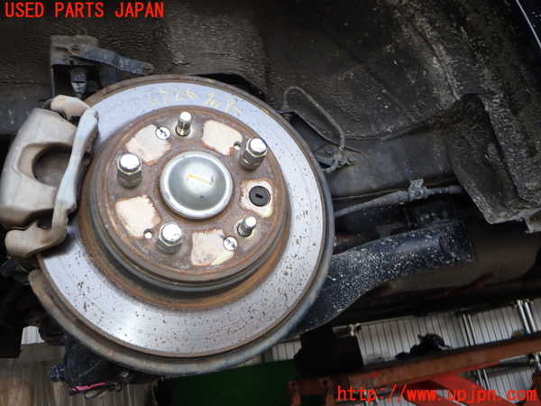 2UPJ-9239864300]ストリーム(RN8)右リアナックルハブ 中古_3
