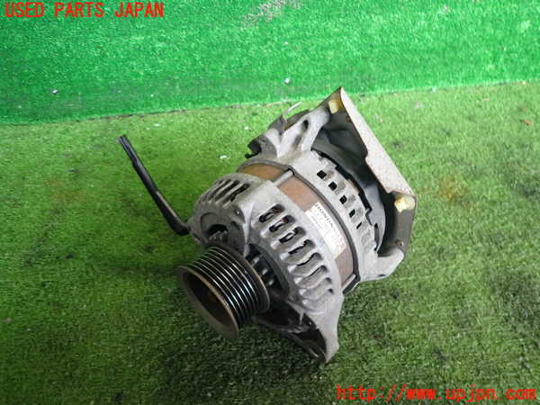 2UPJ-9239866015]ストリーム(RN8)オルタネーター(ダイナモ) 中古_2