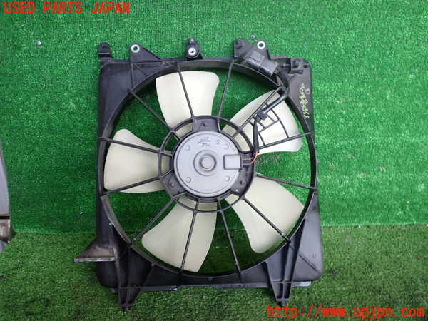 2UPJ-9239866836]ストリーム(RN8)電動ファン1 中古_2
