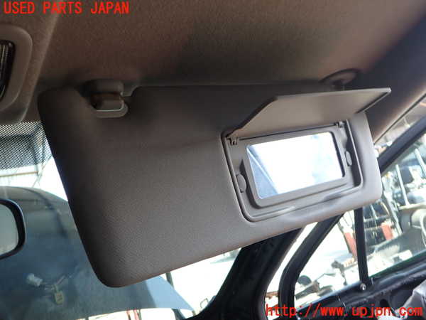 2UPJ-9239867625]ストリーム(RN8)室内サンバイザー右側 中古_2