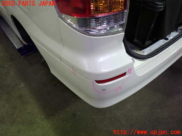 1UPJ-9239871610]アルファードハイブリッド(ATH10W)リアバンパー 中古_4