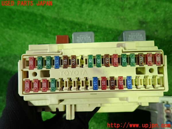 1UPJ-9239876742]アルファードハイブリッド(ATH10W)ヒューズボックス2(室内) 中古_3