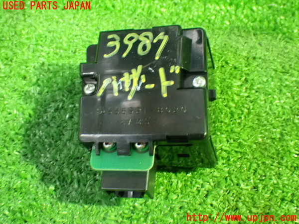 1UPJ-9239876290]アルファードハイブリッド(ATH10W)ハザードスイッチ 中古_2