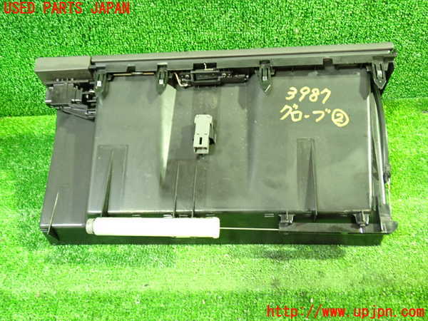 1UPJ-9239877517]アルファードハイブリッド(ATH10W)グローブボックス2 中古_3