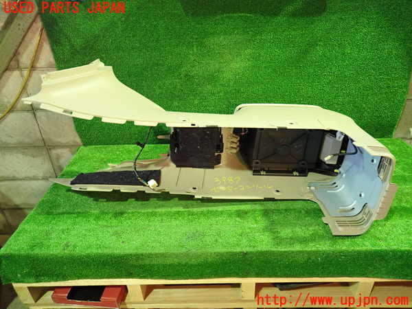 1UPJ-9239877540]アルファードハイブリッド(ATH10W)センターコンソール 中古_4