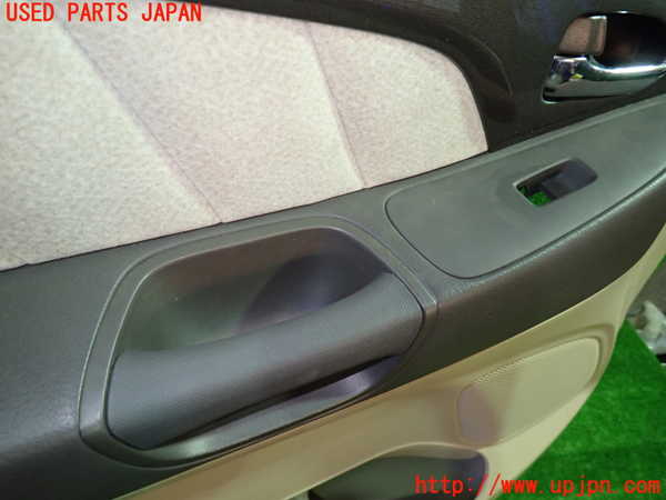 1UPJ-9239871264]アルファードハイブリッド(ATH10W)左前ドア内張り 中古_2