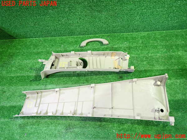 1UPJ-9239877665]アルファードハイブリッド(ATH10W)右センターピラートリム 中古_2