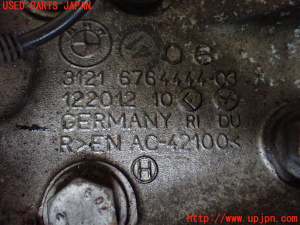 1UPJ-9239884290]BMW 320i(VA20 E90)右フロントナックルハブ 中古_3