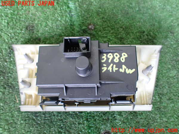 1UPJ-9239886285]BMW 320i(VA20 E90)ライトスイッチ 中古_2