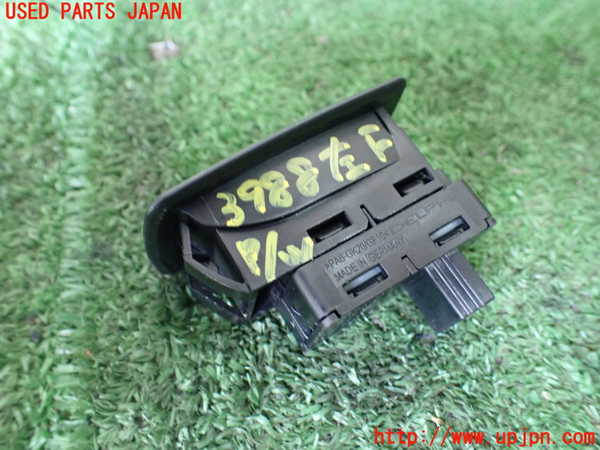 1UPJ-9239886245]BMW 320i(VA20 E90)左前パワーウィンドウスイッチ 中古_2