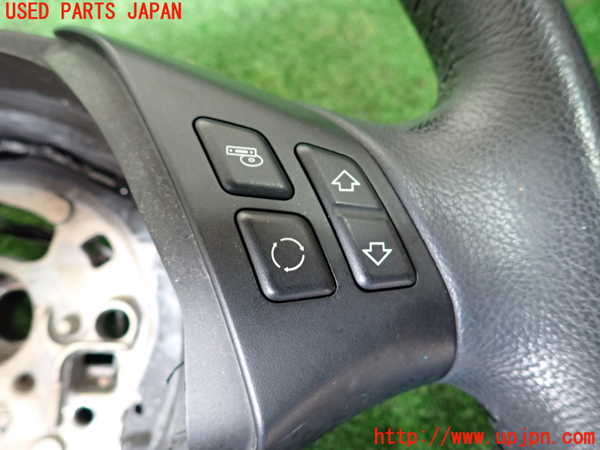 1UPJ-9239887855]BMW 320i(VA20 E90)ステアリングホイール 中古_3