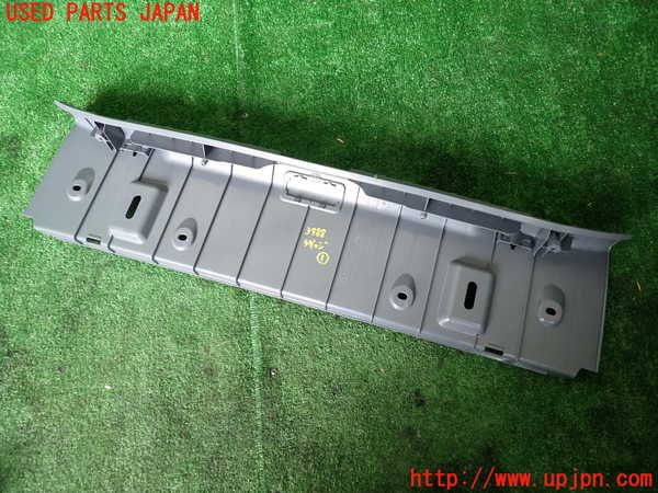 1UPJ-9239887771]BMW 320i(VA20 E90)ラゲッジトレイ1 中古_2