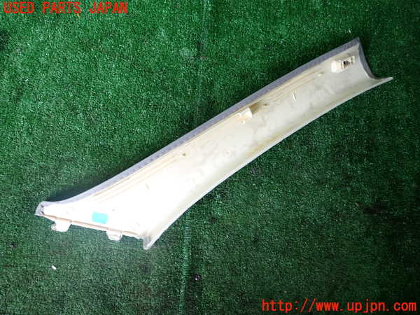 1UPJ-9239887660]BMW 320i(VA20 E90)左フロントピラートリム 中古_3