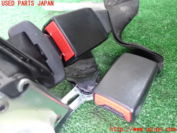 1UPJ-9239887155]BMW 320i(VA20 E90)右2列目シートベルト 中古_2