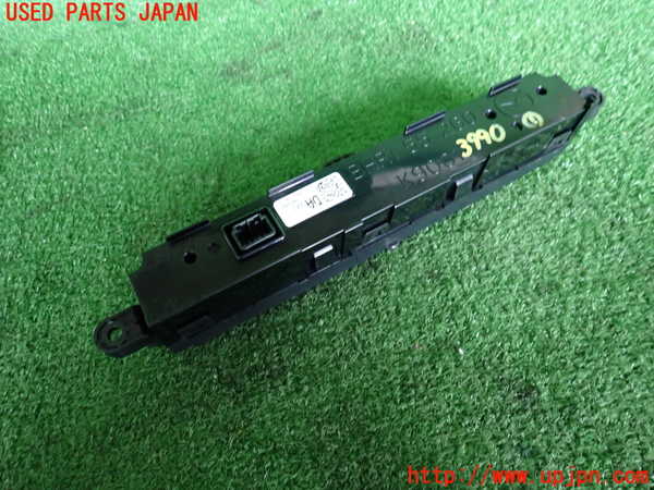 2UPJ-9239906306]MAZDA2(デミオ)(DJLFS)スイッチ1(シートヒーター ステアリングヒーター) 中古_2