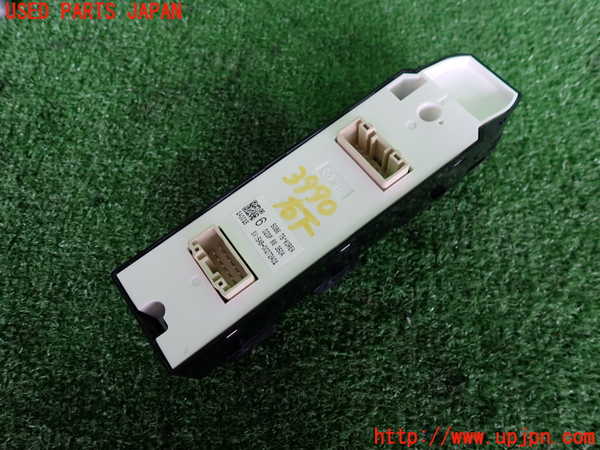 2UPJ-9239906240]MAZDA2(デミオ)(DJLFS)右前パワーウィンドウスイッチ 中古_2