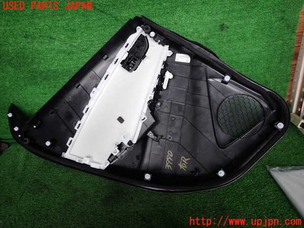 2UPJ-9239901294]MAZDA2(デミオ)(DJLFS)右後ドア内張り 中古_3
