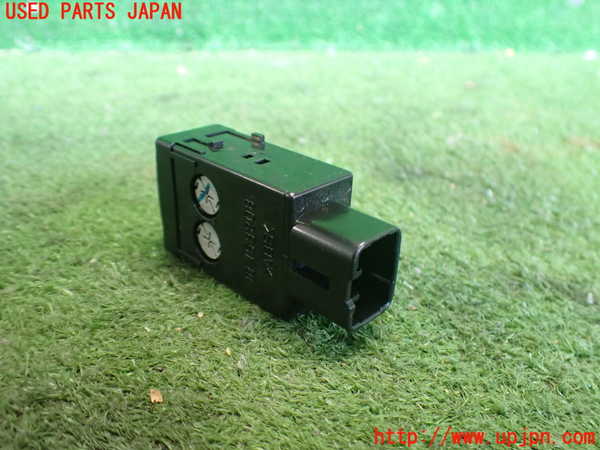 2UPJ-9239916307]センチュリー(GZG50)スイッチ2 (車高切り替え) 中古_2