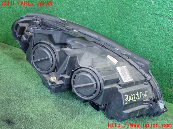 2UPJ-9239921132]ベンツ C180 ステーションワゴン S204(204249)左ヘッドライト ハロゲン 中古_2