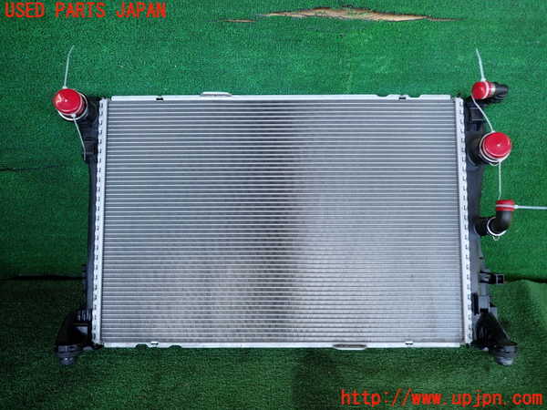 2UPJ-9239922321]ベンツ C180 ステーションワゴン S204(204249)ラジエーター1 中古_2